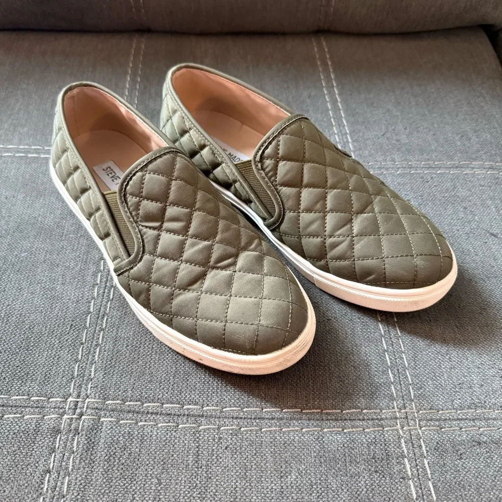 Steve Madden Olive Green Quilted Slip On Loafers